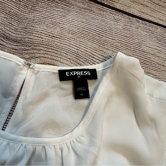Express Top - Medium - Picture 3 of 5